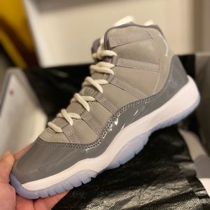 Nike Jordan 11 Cool Grey 2021 - 5Y/ 6.5 Womens